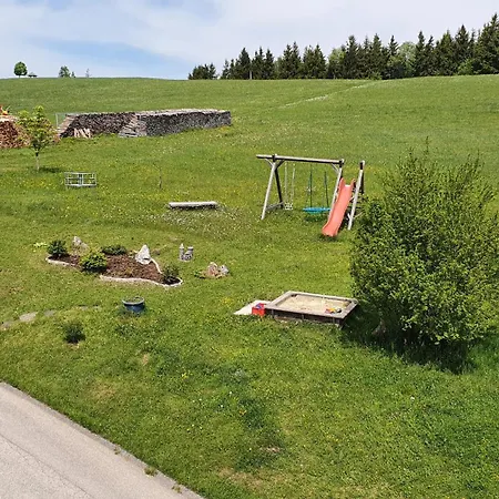 Mitterhirschberg, Familie Schweighuber アパート ヴァイトホーフェン・アン・デア・イプス