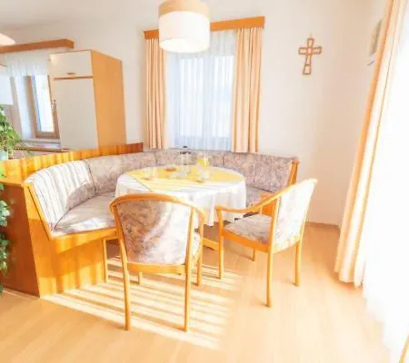 Apartment Mitterhirschberg, Familie Schweighuber