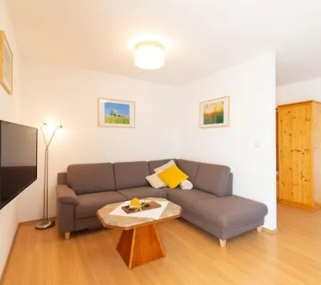 Apartment Mitterhirschberg, Familie Schweighuber *